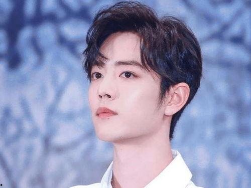 肖战吃瓜师姐是谁呀视频,肖战吃瓜师姐身份大猜想