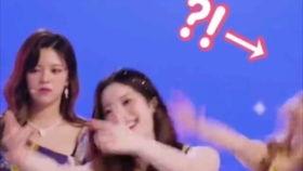 美女直播录屏吃瓜视频,美女主播带你领略美食与娱乐的完美融合