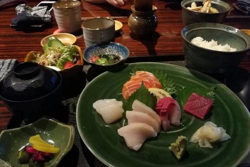 八酱全季酒店吃瓜视频大全,揭秘网红吃瓜视频背后的精彩瞬间