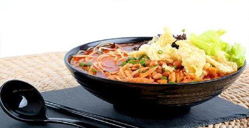 阿瓜吃螺蛳粉视频,味蕾冒险大揭秘！