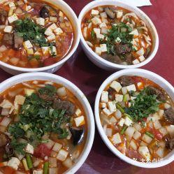 面瓜冻了还能给羊吃吗视频,羊能否食用冻面瓜揭秘